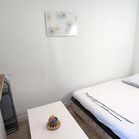 Apartment Ponta T2 - Proche Gare, Parc De Blossac Et Centre-ville