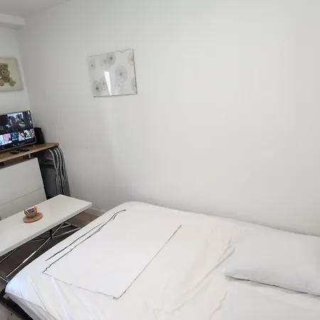 Apartment Ponta T2 - Proche Gare, Parc De Blossac Et Centre-ville *