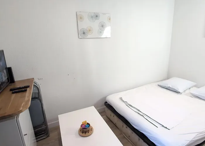 Apartment Ponta T2 - Proche Gare, Parc De Blossac Et Centre-ville