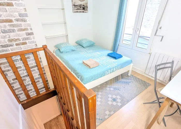 Ponta T2 - Proche Gare, Parc De Blossac Et Centre-ville Apartment